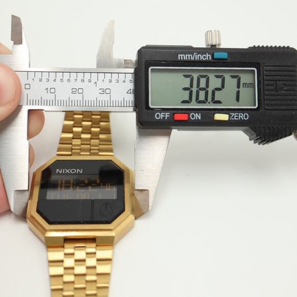 Nixon Re Run Gold Tone Stainless Steel 38mm Digital Watch Chrono w New Battery - Picture 2 of 15